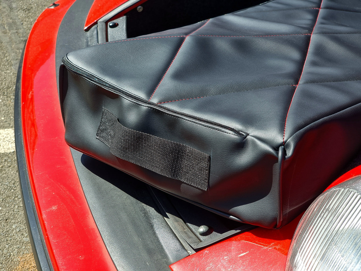 Tasche für das Targadach Porsche 911, 912 Ziernähte in Wagenfarbe für z.B. 964, G-Modell