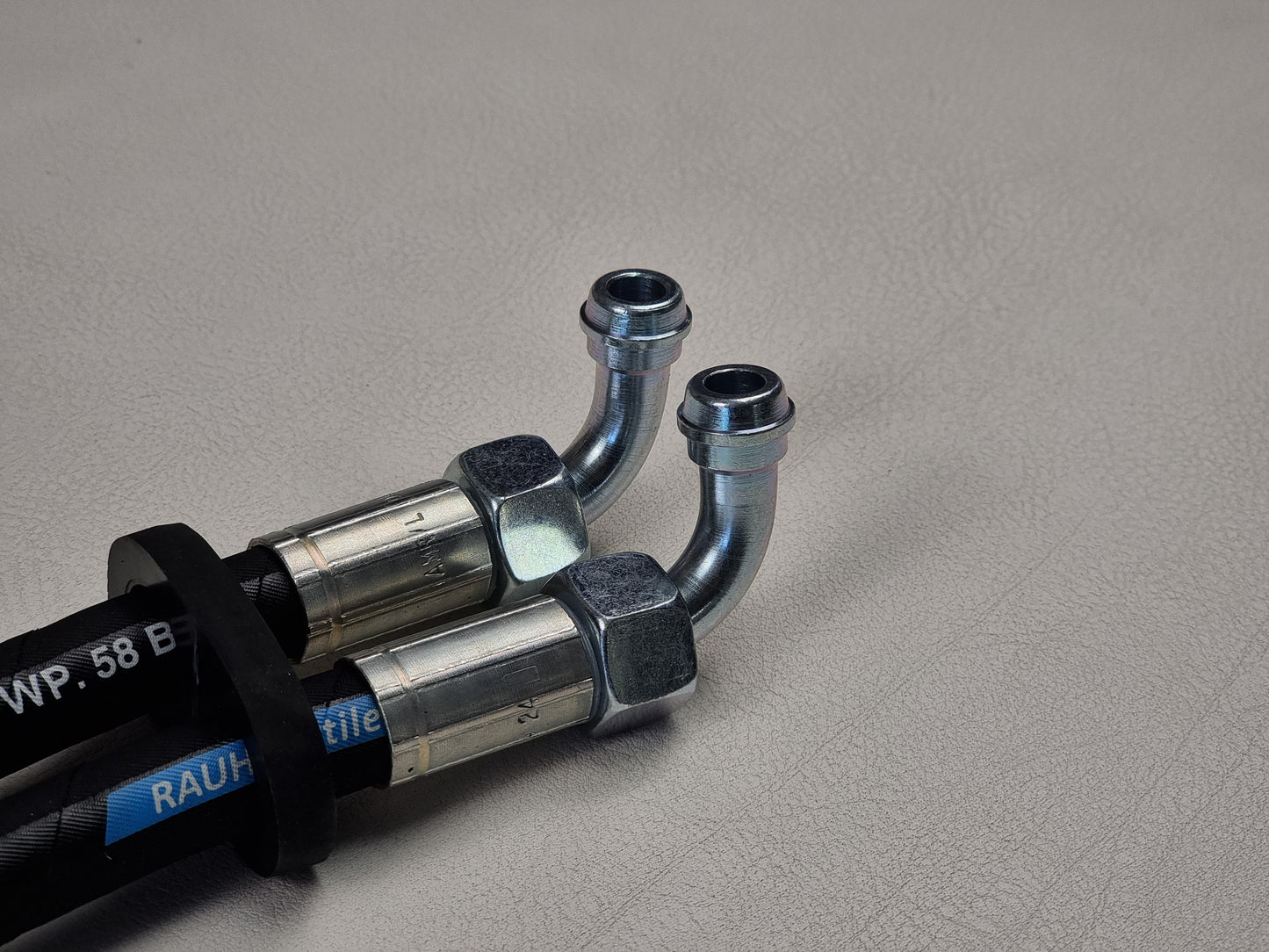 Schlauch Ölkühler Satz Mercedes Benz W108 3,5 Liter Vgl.Nr 1161870582 1161870682