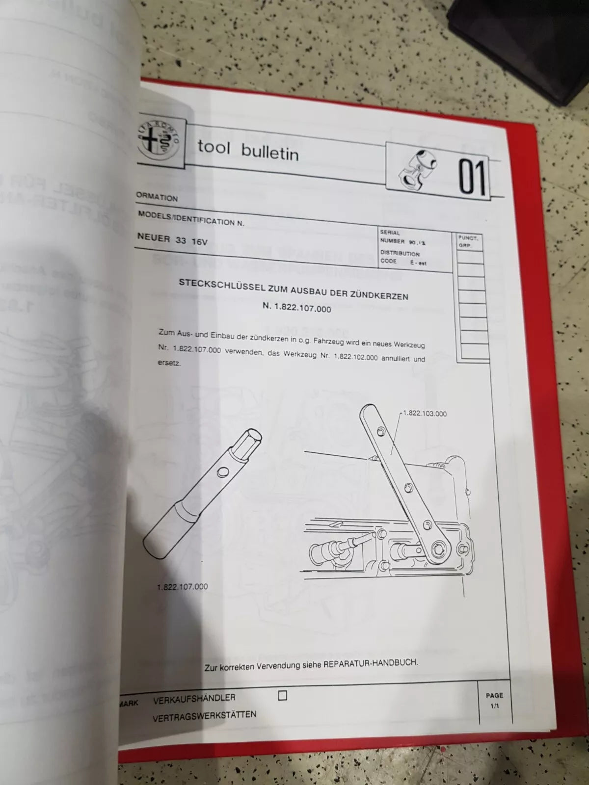 Alfa Romeo information about specialty tools ca. 1990-1992