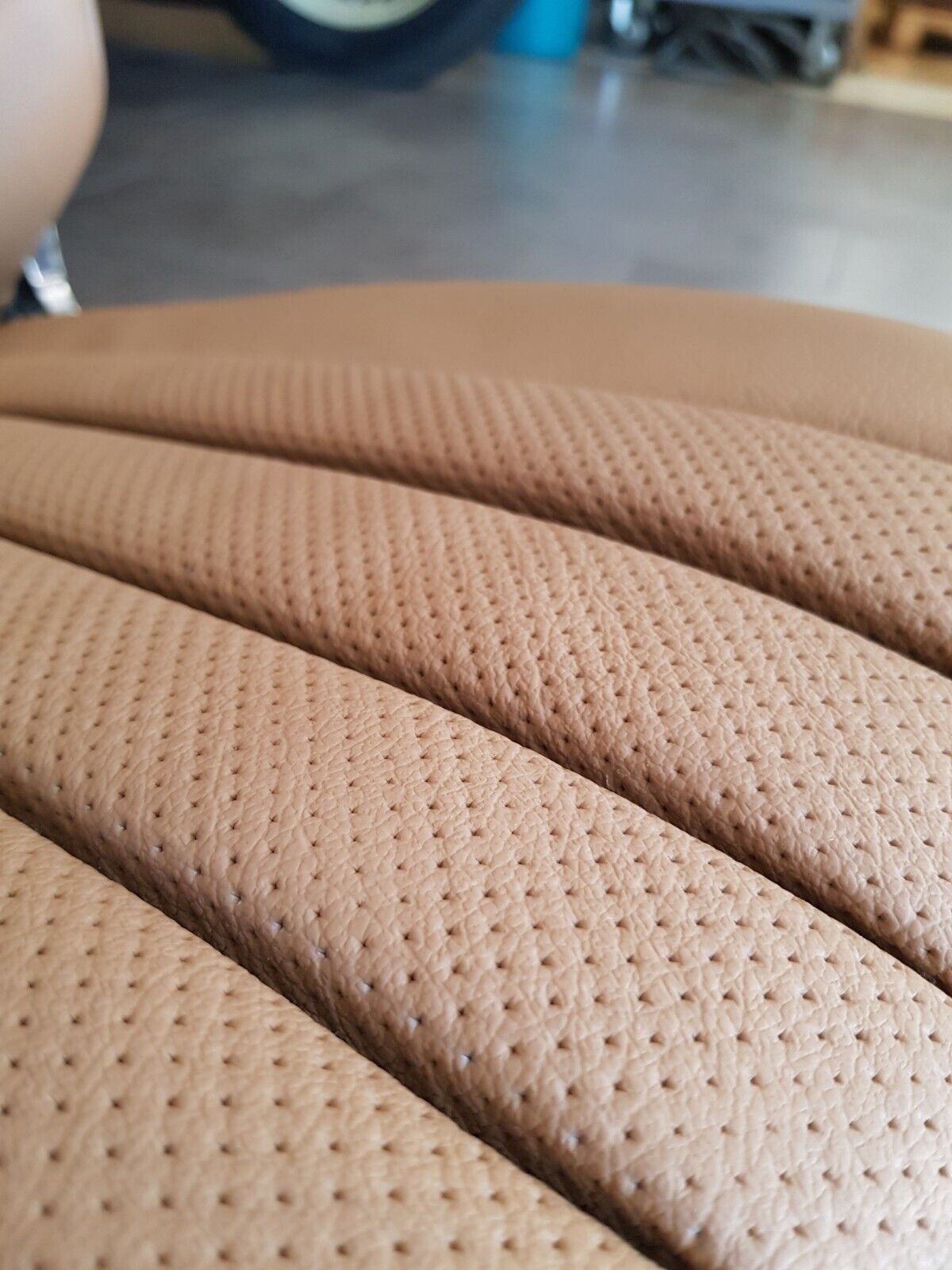 Seat Cover for Mercedes Benz W107 R107 C107 SL Genuine Leather Date / Beige