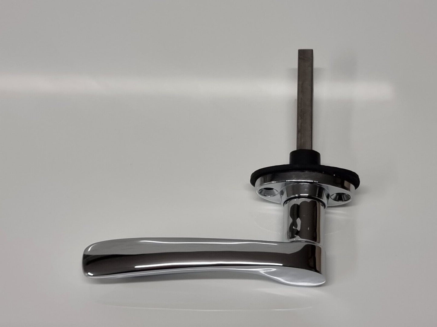 Door handle right side (not lockable) for Horch / Adler / Maybach models.